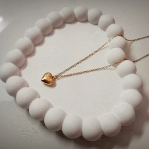 gold plated anti tarnish stainless steel heart themed pendant